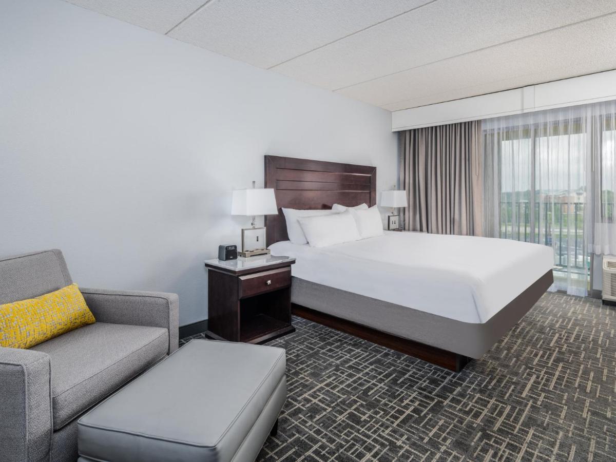 Hotel Crowne Plaza Milwaukee South By Ihg Exterior foto